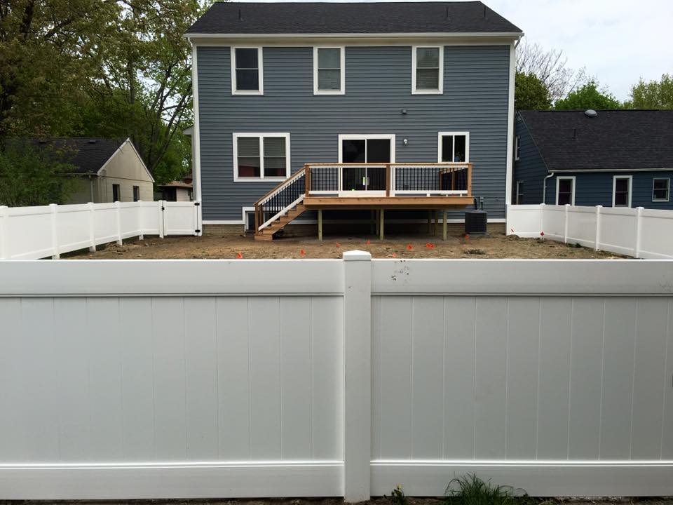 4ft tall vinyl privacy fence