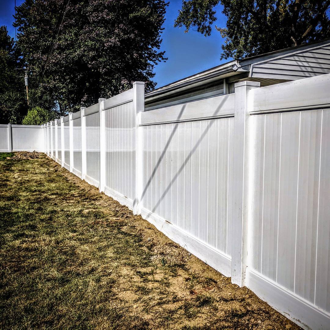 Vinyl Fence Installation and Repair in Michigan Paramount Fence